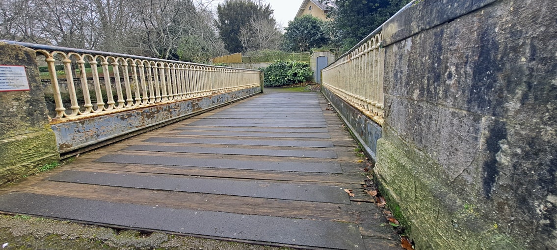 Sydney Gardens footbridge deck