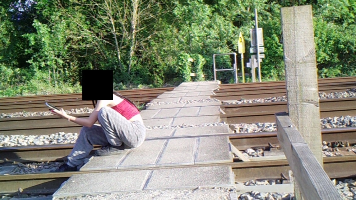 Oxfordshire level crossing closes following dangerous incidents as new safety campaign highlights increase in accidental deaths on the railway: Unsafe behaviour at Wantage Rd level crossing- May 2025