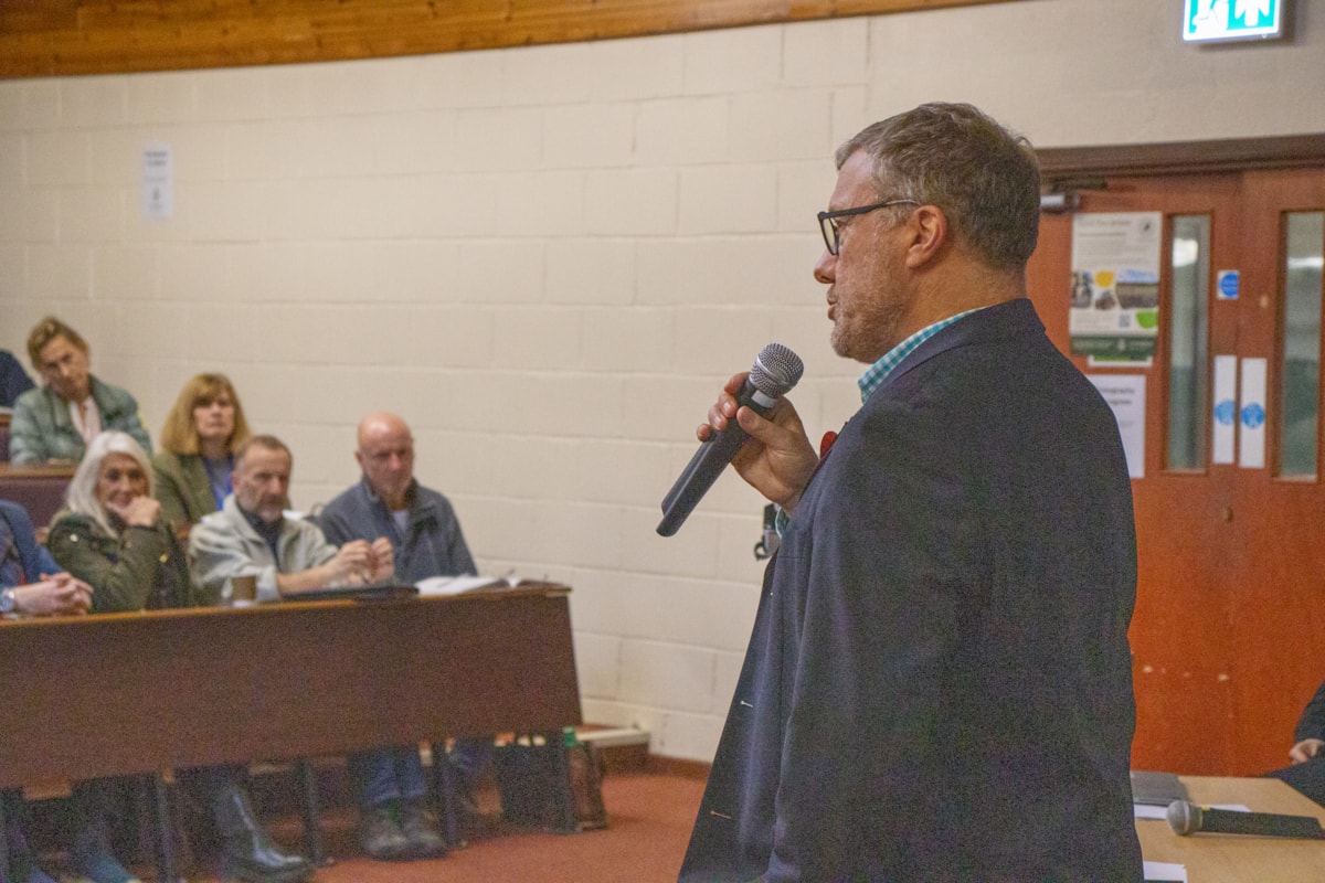 Cllr Mike Evemy speaking to a CDC Local Plan forum