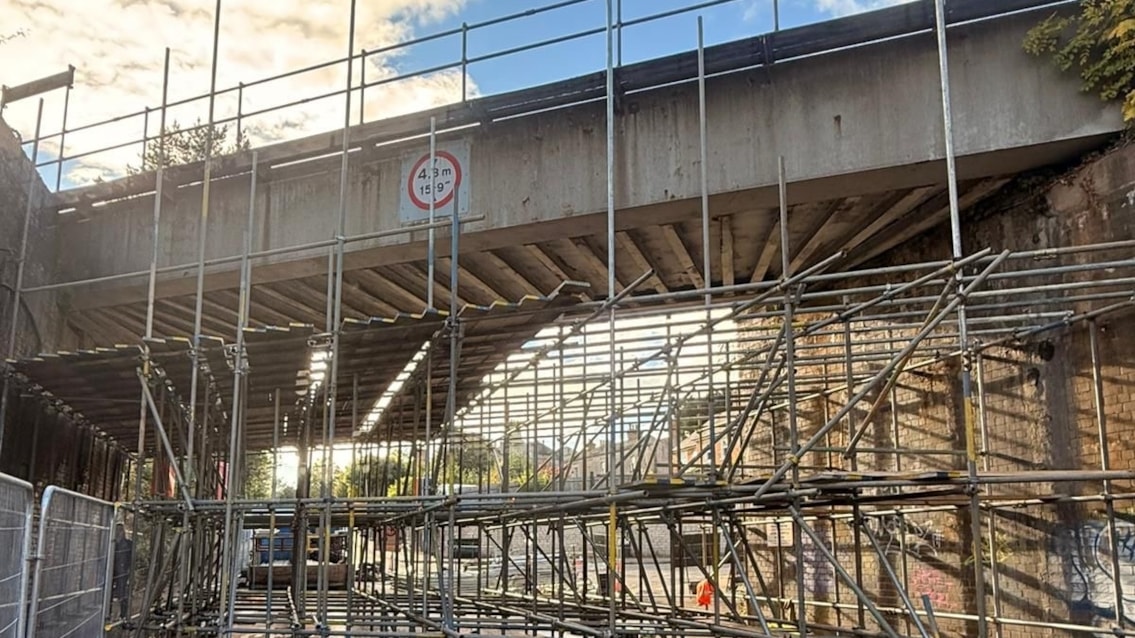 Passengers advised to check before travelling as bridge work in Frome reaches key phase: Portway railway bridge, Frome
