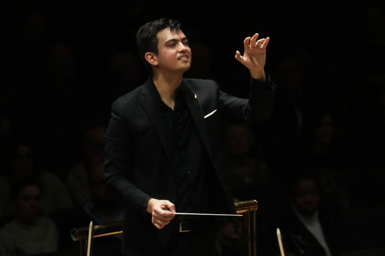 Conductor Aku Sorensen wins the third Siemens Hallé International Conductors Competition 2026