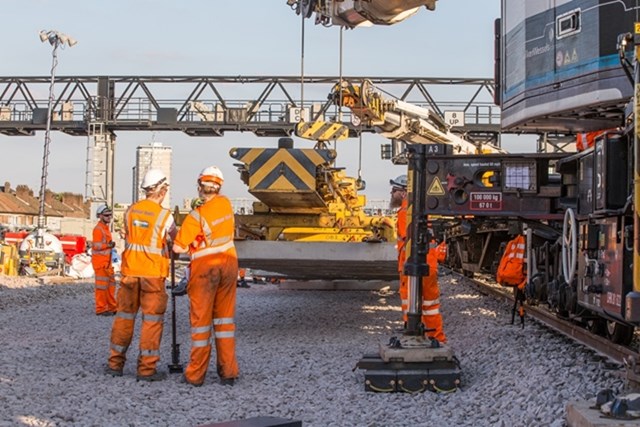 London Bridge points: Lowering a 20 tonne set of points into place at London Bridge station