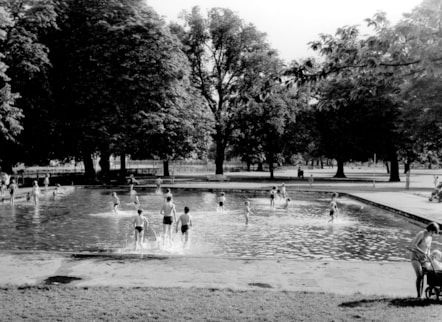 Clissold paddling pool in 1958 