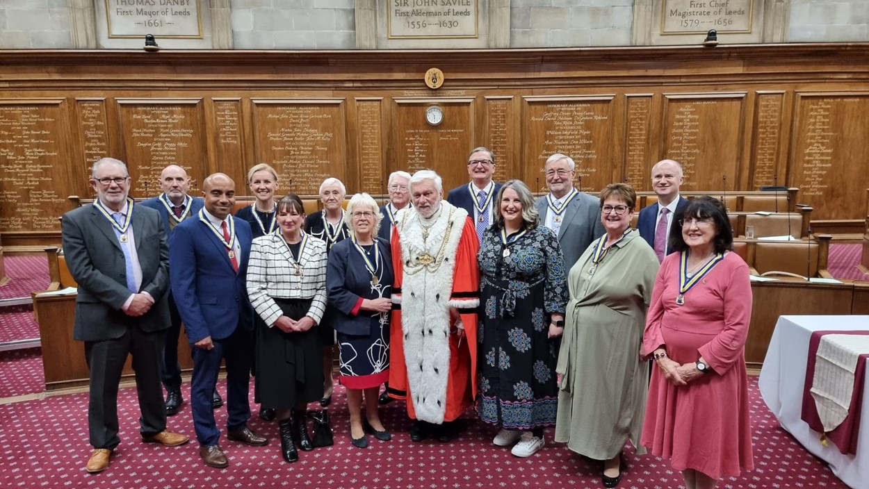 Alderwomen with the Lord Mayor of Leeds