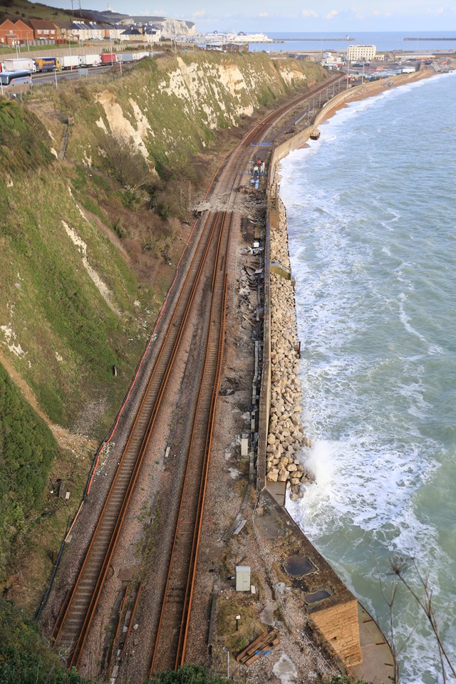 Dover sea wall: Dover sea wall