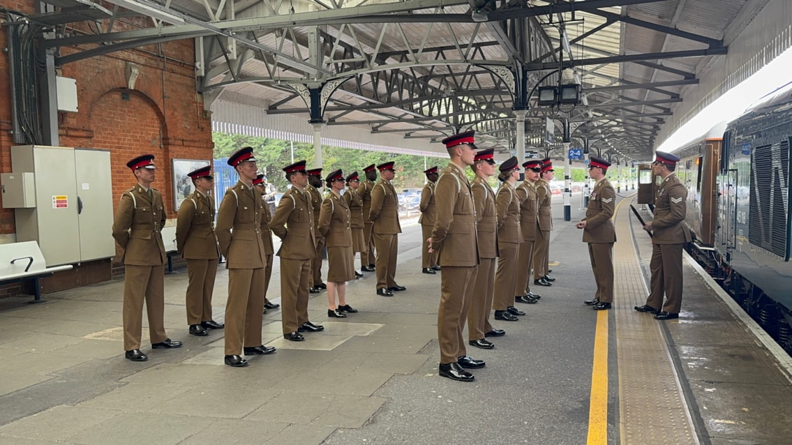 14th Regiment Royal Artillery with Royal Artilleryman-2