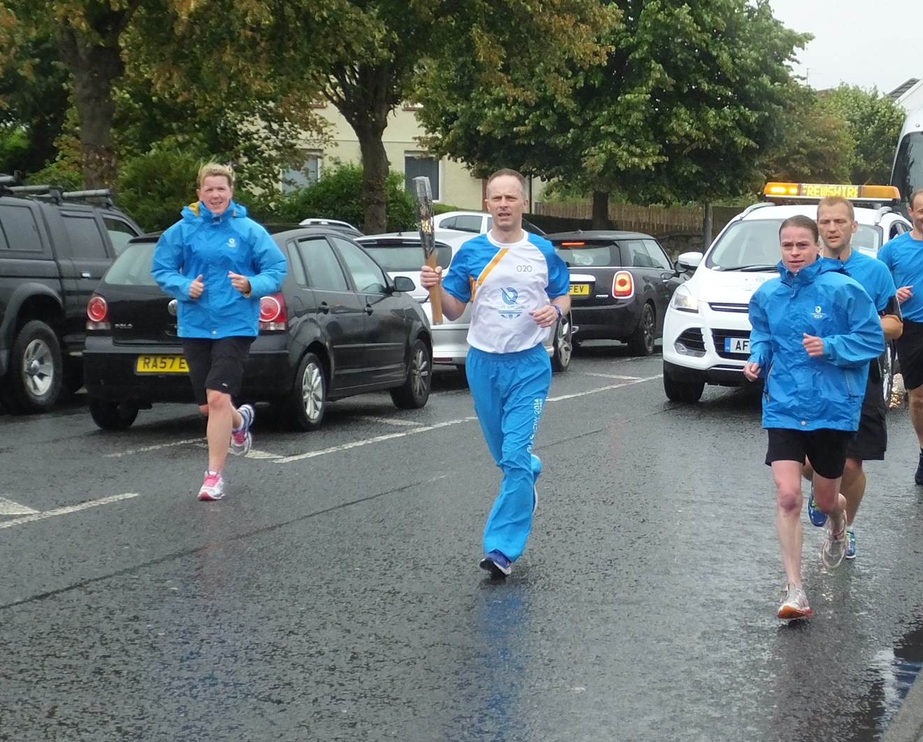 Siemens’ David Mushet Carries Commonwealth Games Baton: david-mushet-queens-baton-relay.jpg