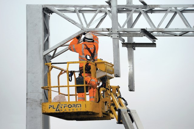 Work to rebuild Walsall’s Park Street bridge gets under way as part of electrification programme: Electrification work