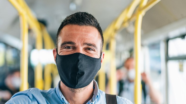 Arriva Blog: Restoring trust in public transport is key to achieving climate change objectives: Arriva (man with face mask)