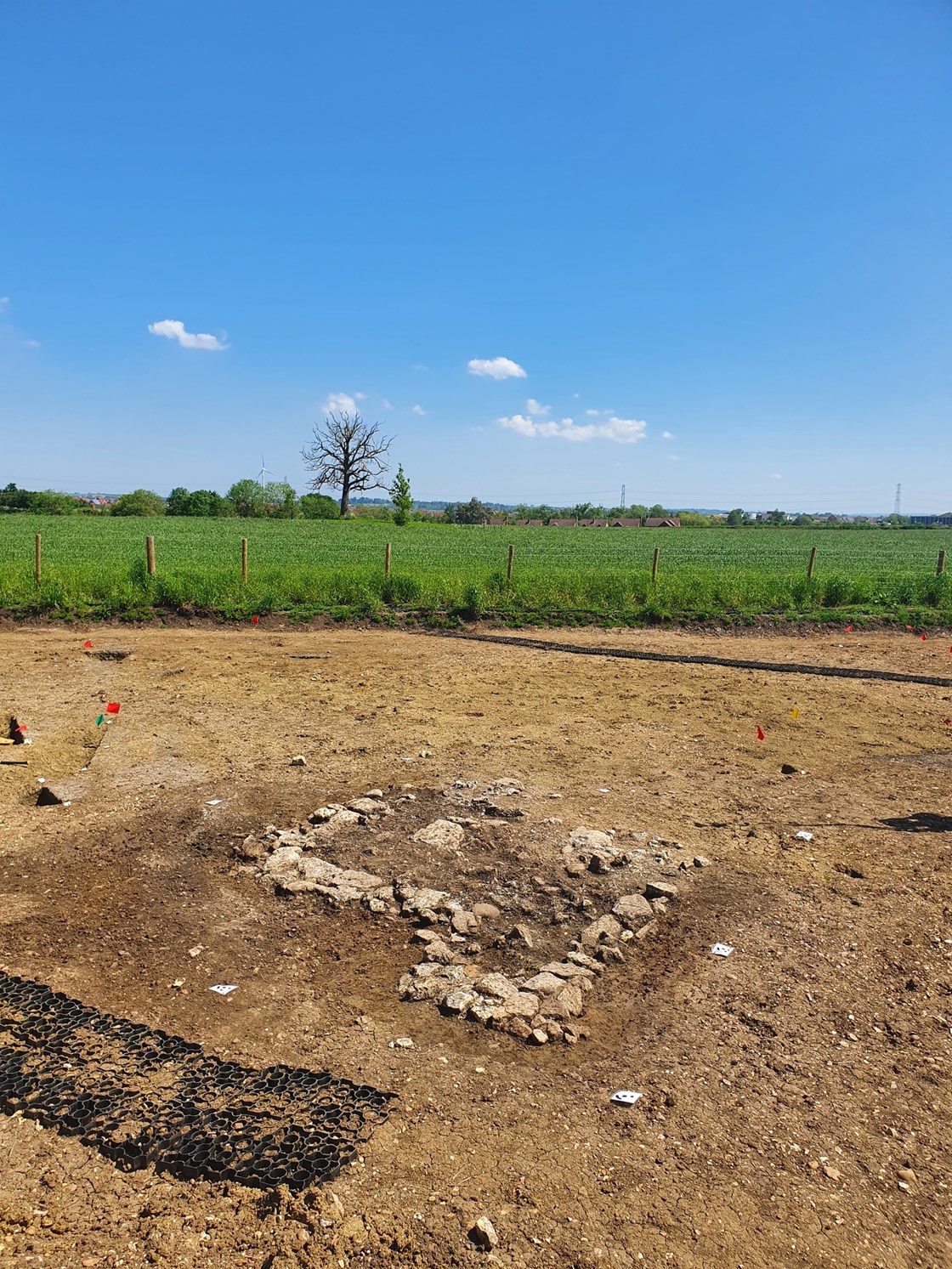 Corn dryer uncovered during archaeological excavations of a Roman settlement at Fleet Marston, near Aylesbury, Buckinghamshire.: Corn dryer uncovered during archaeological excavations of a Roman settlement at Fleet Marston, near Aylesbury, Buckinghamshire. Excavations took place during 2021.

Tags: Archaeology, Heritage, Roman artefacts, History, Excavations