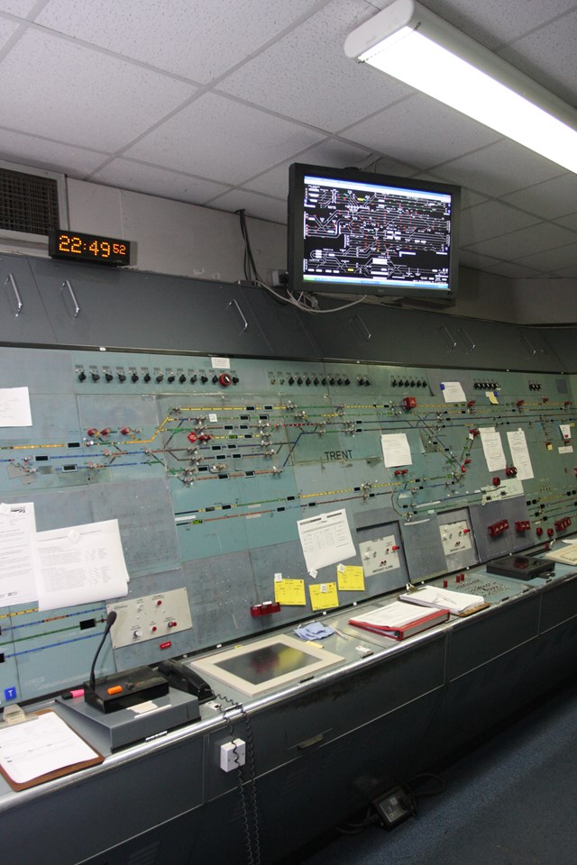 Nottingham resignalling: Trent Power Signal Box is switched out: Nottingham resignalling: Trent Power Signal Box is switched out, this is the last remaining panel as the last train leaves