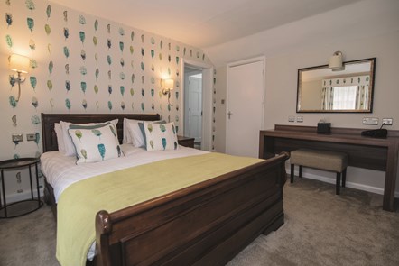 Gunton Hall Bedrooms Royale Suite