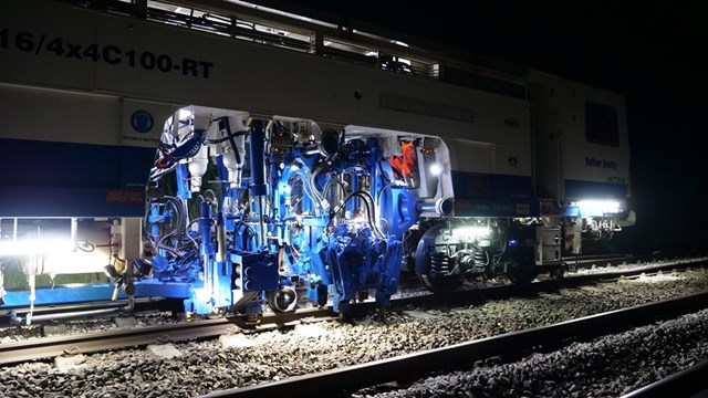 Network Rail takes advantage of quieter period to make improvements to two of London’s busiest railways, in partnership with train operators: Our tamping machines in action in Kent