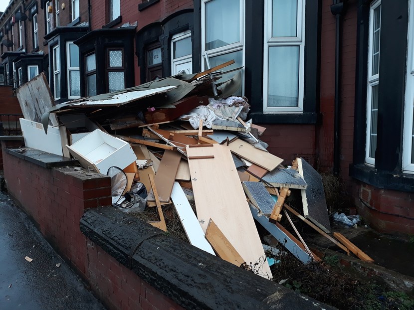 Landlord hit with heavy bill after dangerous waste lands them in a mess: AM15