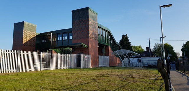 Coulsdon South station