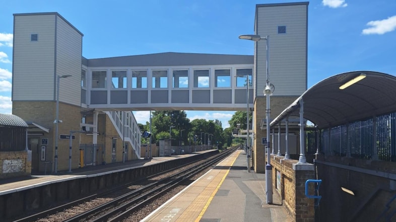 Bexley railway station subway to close – safer, step-free access available: Bexley subway steps