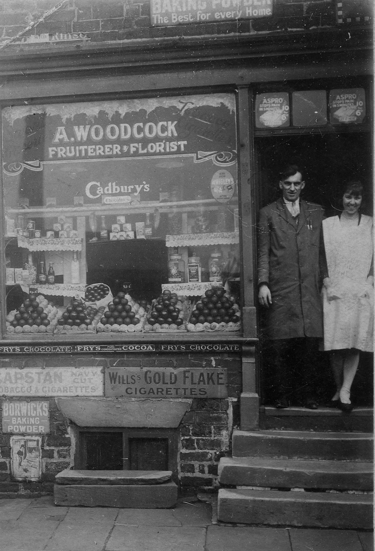 A. Woodcock, fruiterer and florist. Copyright: Leeds Libraries, Leodis.net
