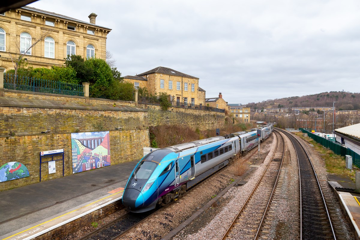 A TransPennine Express Nova train © Jonny Walton