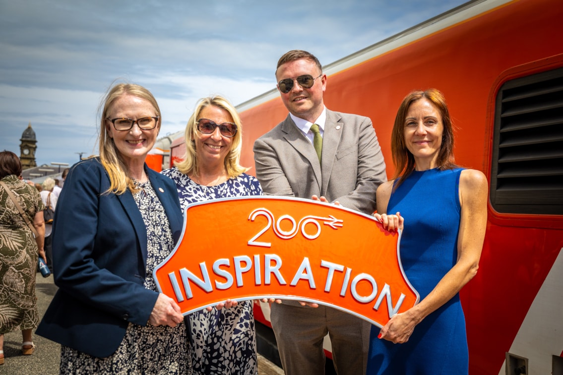 Inspiration at Scarborough - Sarah Price, Suzanne Donnelly, Leevan Finney and Emma Roberts by Jonny Walton 14