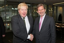 boris_and_commissioner_1.jpg