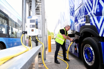 Renault Trucks plugged in to charge
