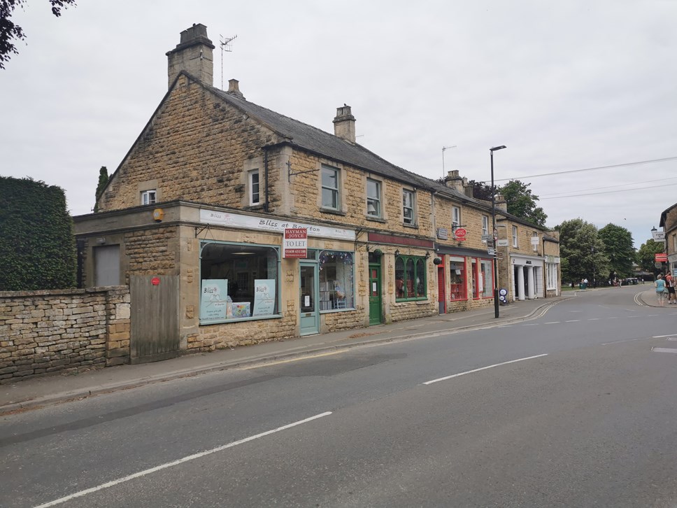 Quiet Street and Shops Shut (1)