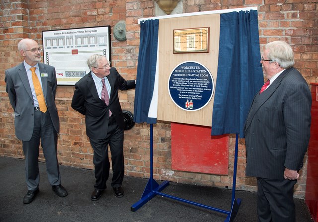The Duke of Gloucester opens refurbished waiting rooms at Worcester Shrub Hill station