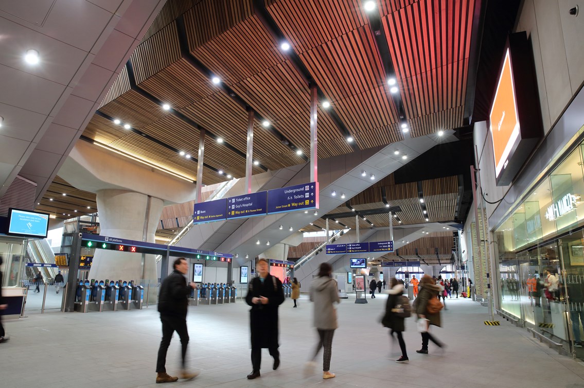 london-bridge-concourse-3