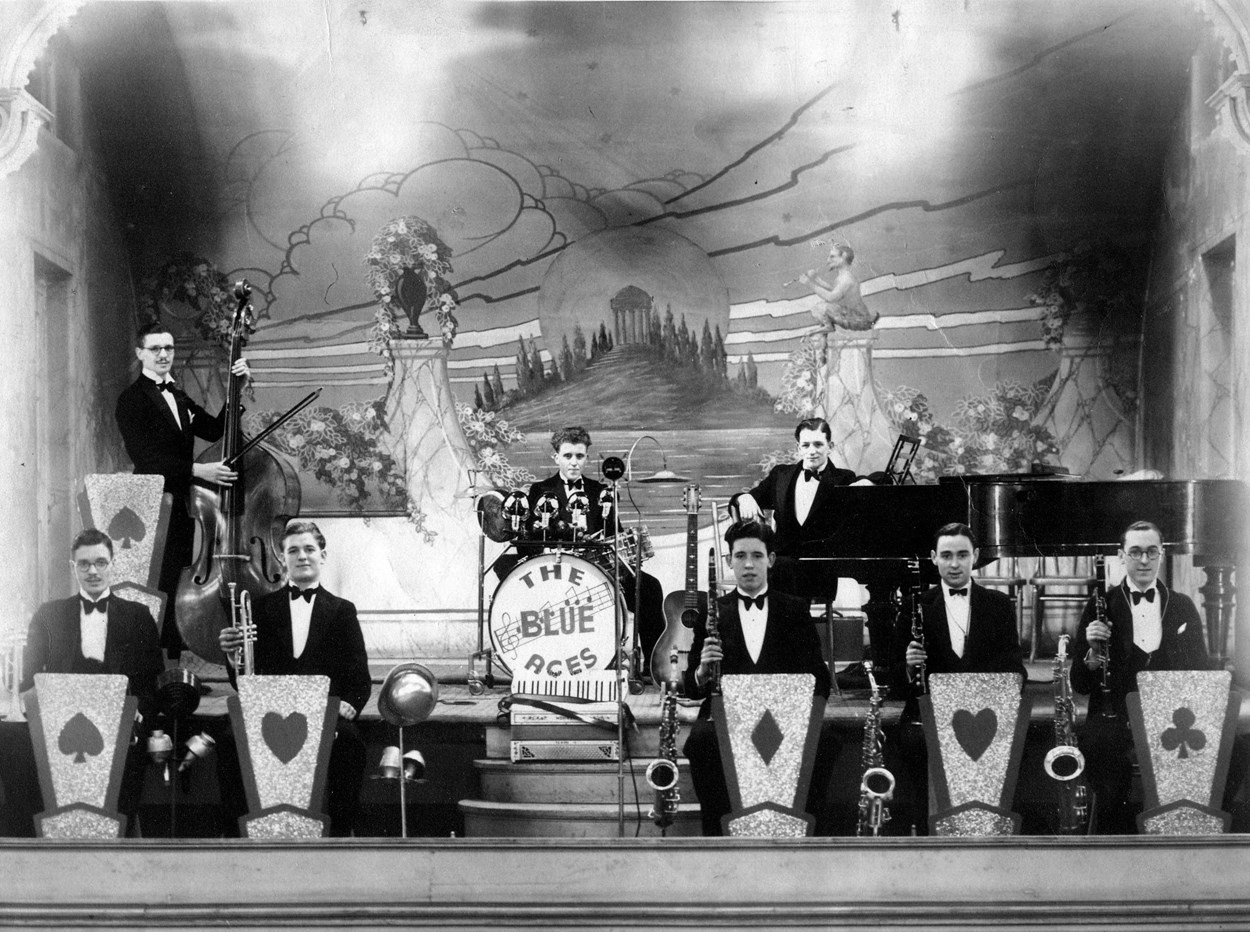 The Blue Aces jazz band, c1930s. Copyright: Leeds Libraries, Leodis.net