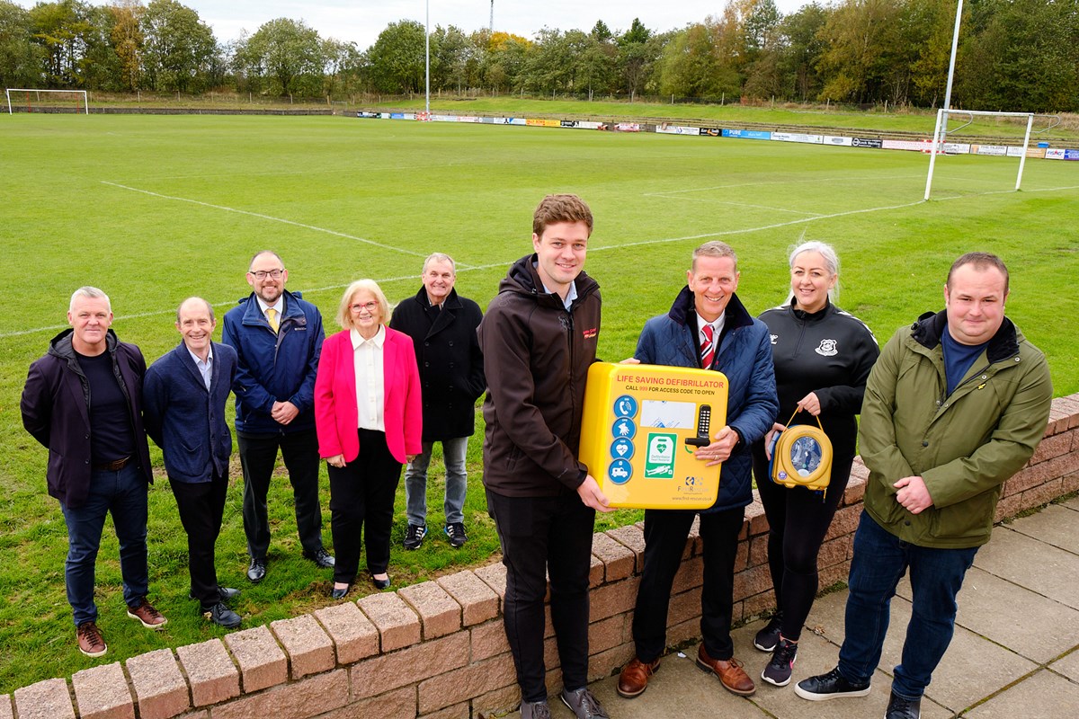 Glenafton defib handover