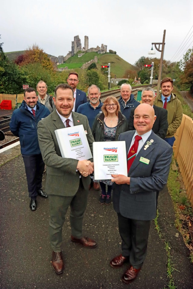 NR SR agreement sign Corfe Castle Thurs 23 Oct 2025 ANDREW PM WRIGHT (3): NR SR agreement sign Corfe Castle Thurs 23 Oct 2025 ANDREW PM WRIGHT (3)