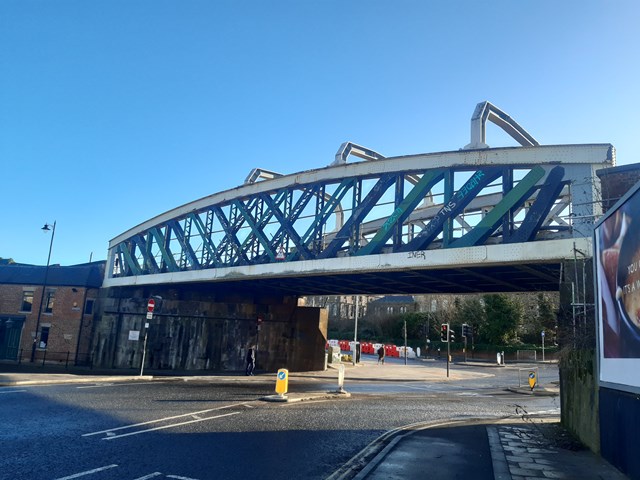 Network Rail begins major work to historic railway bridge in Gateshead-2