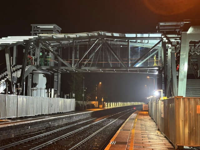 The main span for the new accessible footbridge a Abergavenny has been installed. September 2024
