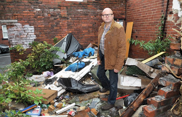 Call to action on bin yards: dsc_4689.jpg