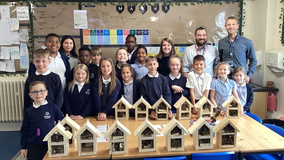 Alanbrooke school pupils make bug hotels with TPE (1)-2