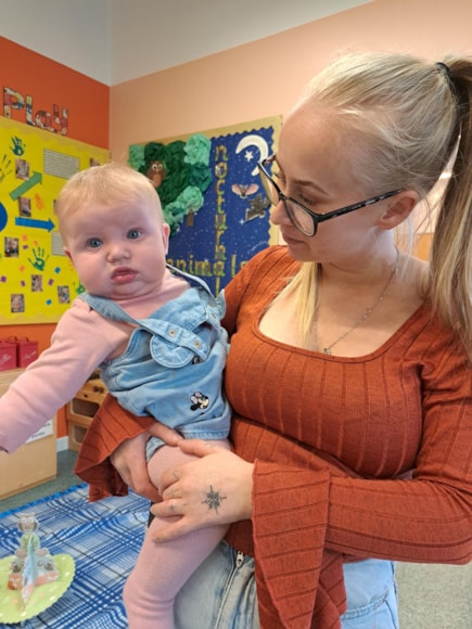 Jenny, with daughter Isla-Rose,  18 months old, at Ribbleton Family Hub's teddy bears' picnic-2