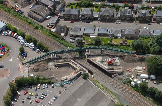 Kerse Road bridge reaches new heights: 210618 - FRC Works medium