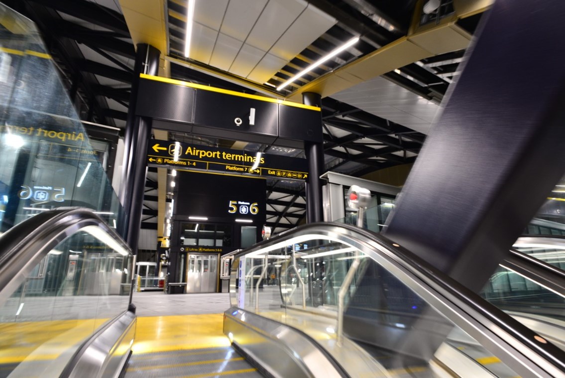The upgraded Gatwick Airport station opened to passengers on the morning of 21 November 2023 5