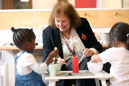 09.11.22 mh Darling Buds Nursery Ministers Visit 34-2