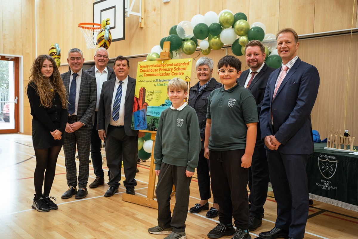 Alan Brown MP with Councillors Douglas Reid, Iain Linton, Lillian Jones, Barry Douglas and James Adams