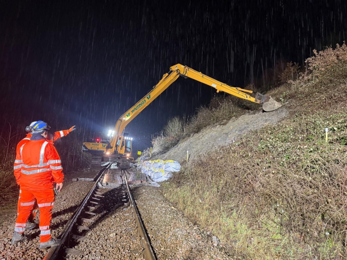 Woolley Tunnel landslip 1.jpeg