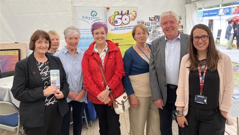 Minister for Social Care Dawn Bowden, Cllr Gareth Caple & members of Older Persons Advisory Group-2