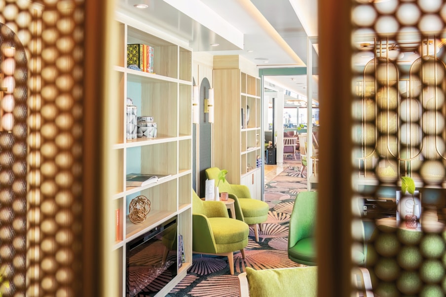 SHP Belvedere Lounge SotD INT 20544