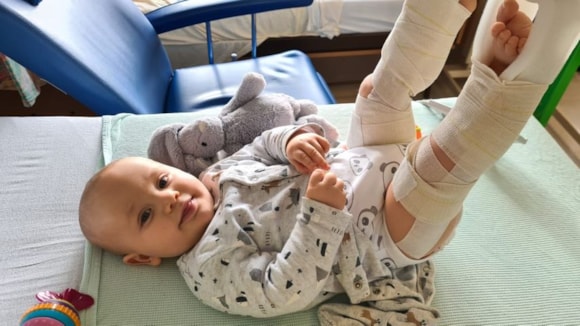 Mum thanks "amazing" emergency responders after baby Leo breaks leg: 151422149 415134192820107 7839833503999335406 n