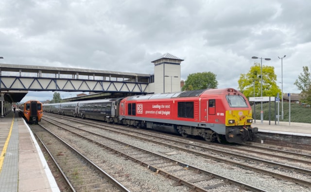 Transport for Wales Class 67 loco hauling Mark 4 carriages at Hereford station, July 2024
