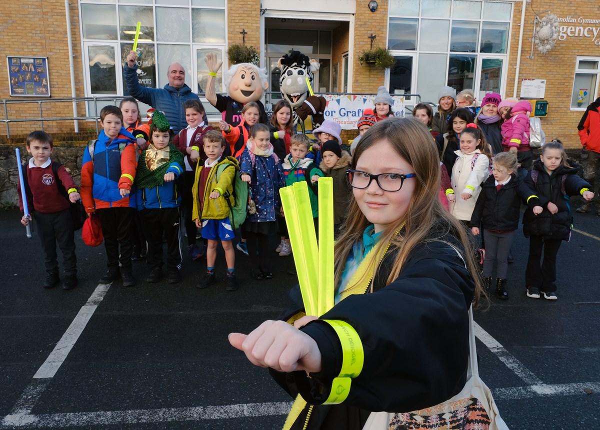 Be bright, be seen at Saundersfoot School