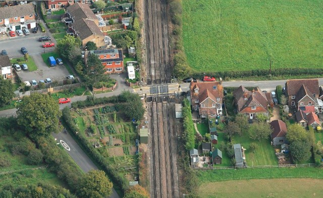 Barns Green level crossing, over Emms Lane, West Sussex: Barns Green level crossing, over Emms Lane, West Sussex