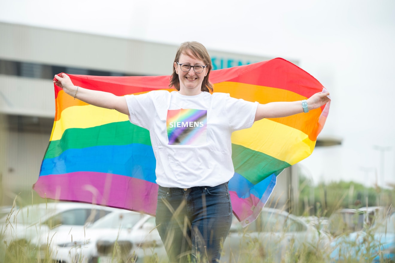 Siemens Mobility volunteer Claire Winter