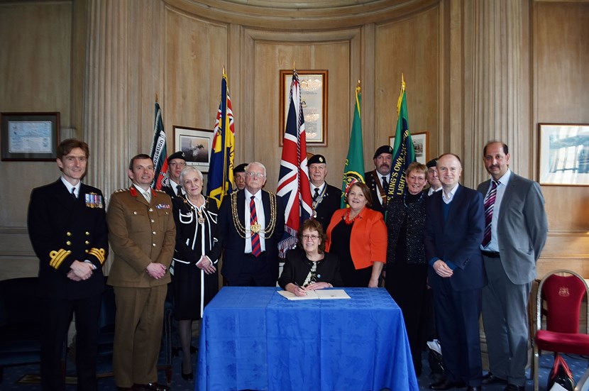 Leeds City Council reiterates commitment and support for city’s Armed Forces Community Covenant: covenantsigning-518423.jpg