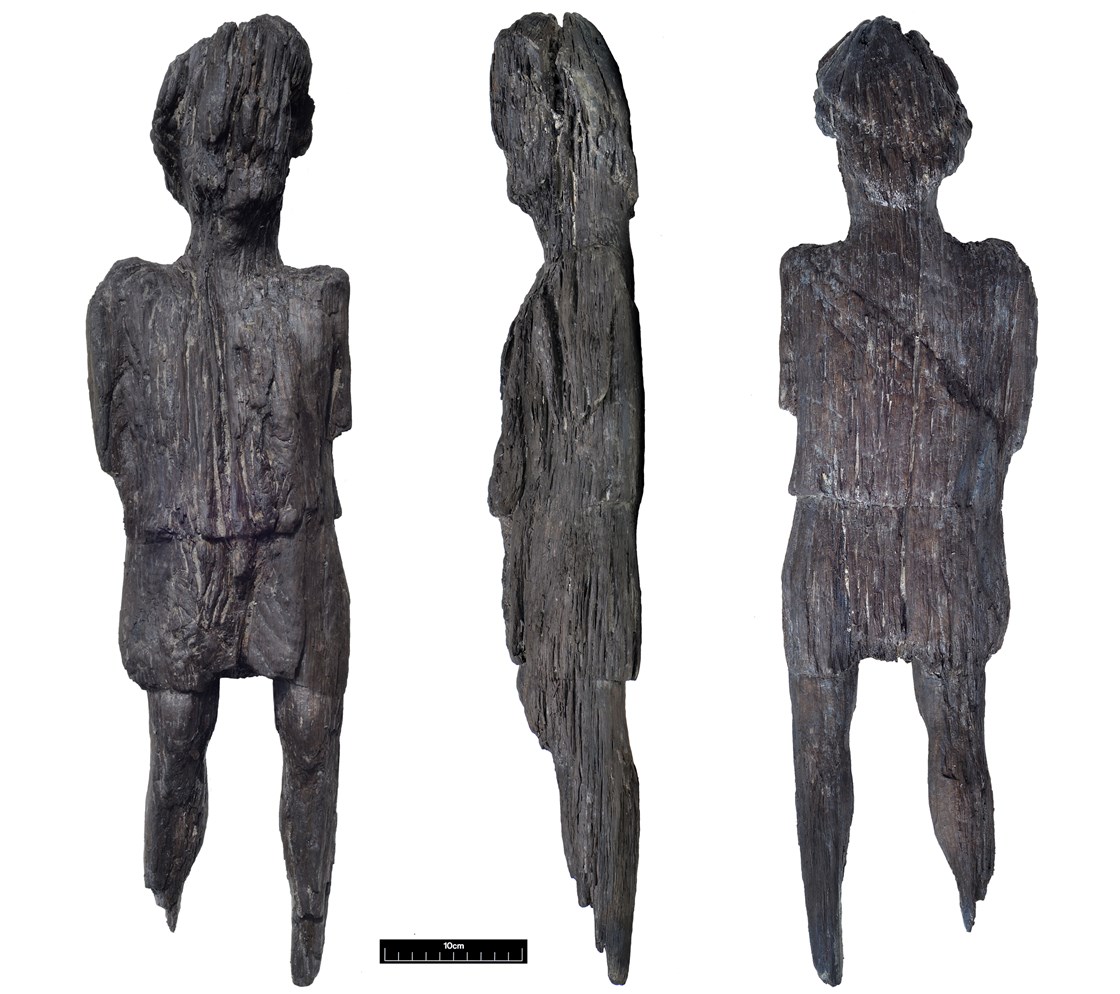 Roman Carved Wooden Figure uncovered by HS2 archaeologists in Buckinghamshire-2: Archaeologists working on the HS2 project in Buckinghamshire have discovered a very rare early Roman anthropomorphic or humanlike wooden carved figure in a field in Buckinghamshire

Tags: Archaeology, History, Heritage, Buckinghamshire